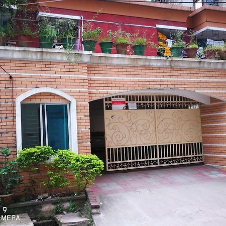Rajanigandha Family Suites 达卡 外观 照片