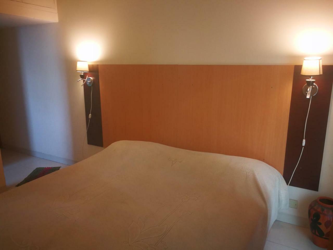 Rajanigandha Family Suites 达卡 外观 照片